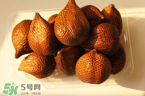蛇皮果怎么挑？蛇皮果怎么剝？