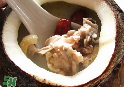 椰子雞屬于什么菜系？椰子雞要什么配料
