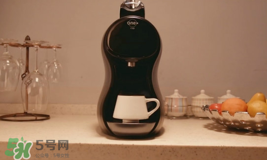 辦公室小野用的什么咖啡機(jī)？onecup膠囊咖啡機(jī)介紹