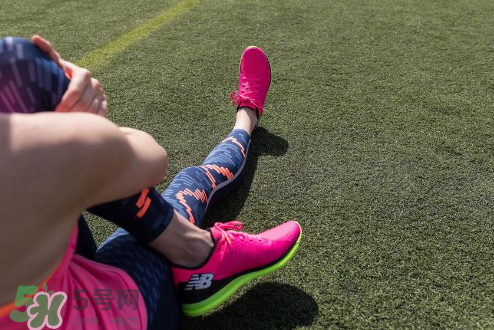 new balance fuelcell跑鞋腳感怎么樣_值得買嗎？