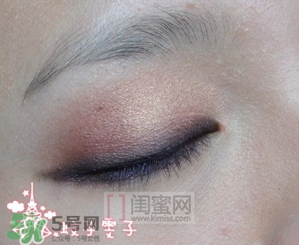 nars吉隆坡眼影怎么畫(huà)？nars吉隆坡雙色眼影畫(huà)法圖解