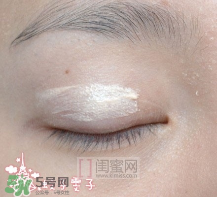 nars吉隆坡眼影怎么畫(huà)？nars吉隆坡雙色眼影畫(huà)法圖解