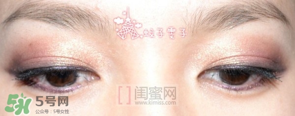 nars吉隆坡眼影怎么畫(huà)？nars吉隆坡雙色眼影畫(huà)法圖解