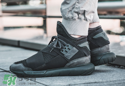 y-3 qasa high 2017上腳效果怎么樣？y-3跑鞋2017上腳好看嗎？