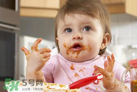 輔食添加過早的危害？為什么不能過早的添加輔食？