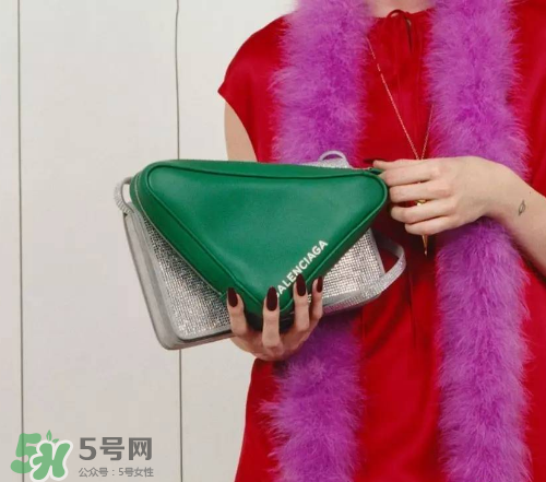 balenciaga三角形包包多少錢(qián)？巴黎世家三角包包專(zhuān)柜價(jià)格