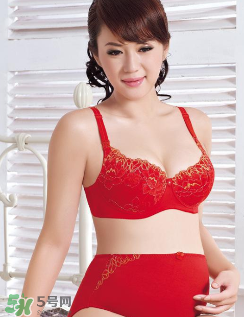 孕婦內(nèi)衣有鋼圈的好還是沒有鋼圈的好呢？