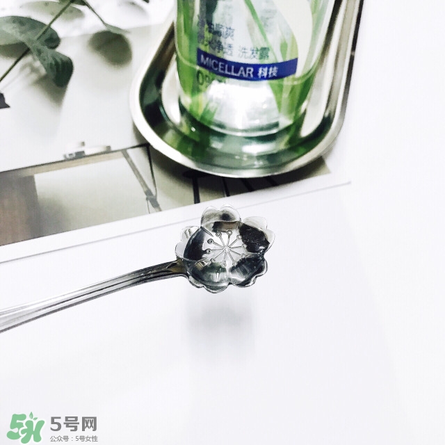 飄柔微米凈透系列綠色和紅色區(qū)別？飄柔微米凈透系列怎么用