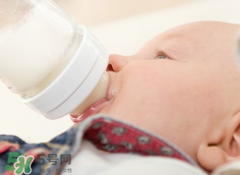 嬰兒吐奶和氙氣有關(guān)系嗎？氙氣會影響嬰兒吐奶嗎？