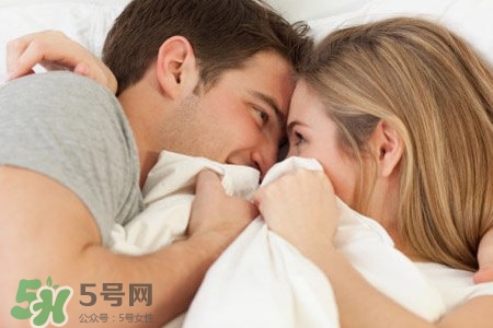 性生活后男人應(yīng)注意什么？性生活后男人吃什么好？