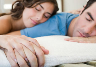 性生活后男人應(yīng)注意什么？性生活后男人吃什么好？