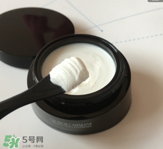 阿瑪尼黑鑰匙眼霜多少錢？阿瑪尼黑鑰匙眼霜專柜價格