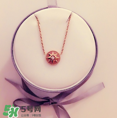 迪奧羅盤項(xiàng)鏈意義是什么？dior迪奧羅盤項(xiàng)鏈有什么寓意？