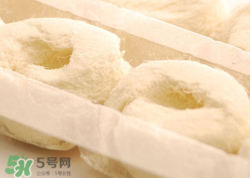 做龍須糖麥芽糖怎么熬？龍須酥怎么吃