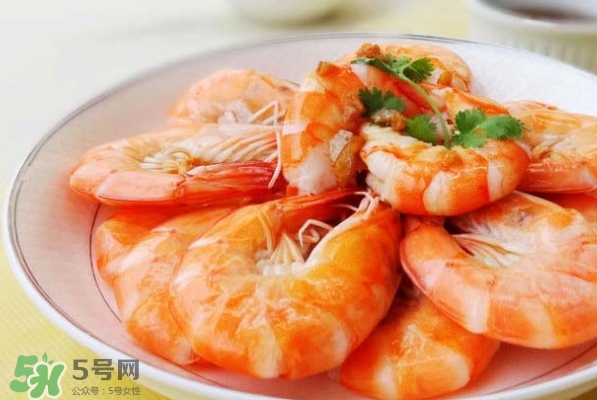 三伏貼可以吃蝦嗎？貼三伏貼可以吃龍蝦嗎？