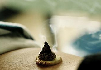 三伏貼和三伏灸哪個(gè)效果好？三伏貼和三伏灸對(duì)比