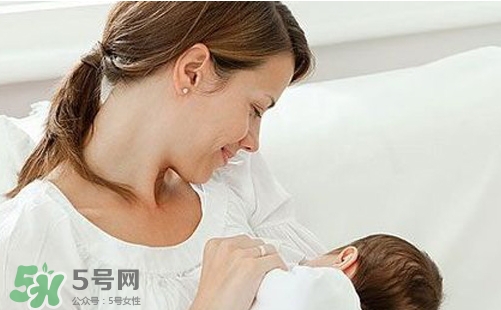 哺乳期可以貼三伏貼嗎？哺乳期貼三伏貼會(huì)影響寶寶嗎？