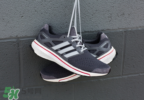 adidas consortium run thru time pack多少錢？