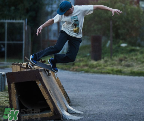 nike sb dunk high elite襪套式板鞋什么時(shí)候發(fā)售？
