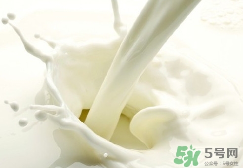 純牛奶可以加熱嗎？純牛奶和有機(jī)純牛奶的區(qū)別是什么