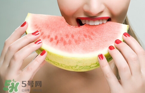 ?做三伏灸可以吃西瓜嗎？?做三伏灸要忌口嗎？