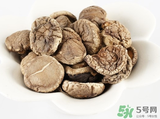 香菇是發(fā)物嗎？香菇是干的好還是新鮮的好
