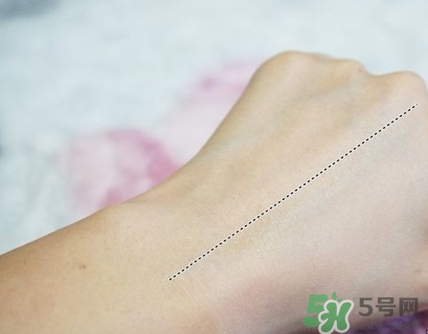 hanskin韓斯清素顏霜多少錢？hanskin韓斯清素顏霜怎么用