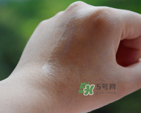 曼妮芬玫瑰身體乳怎么樣？曼妮芬玫瑰絲柔身體乳好用嗎？