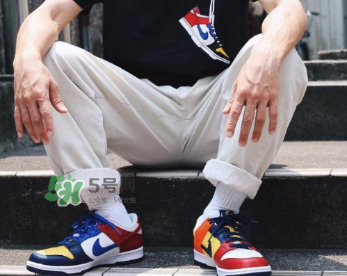 nike dunk low jp what the主題套裝在哪買_怎么買？