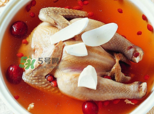 三伏天能吃鴨肉嗎？三伏天鴨肉燉什么好？