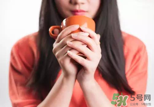 三伏天喝熱水能驅寒嗎？三伏天為什么喝熱水？