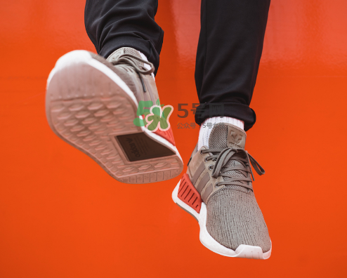 adidas nmd r2 trace cargo配色什么時(shí)候發(fā)售？