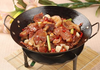 三伏天能吃狗肉嗎？三伏天吃肉狗好嗎？