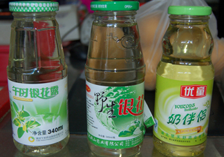 金銀花露一天能喝幾瓶？金銀花露一次喝多少？