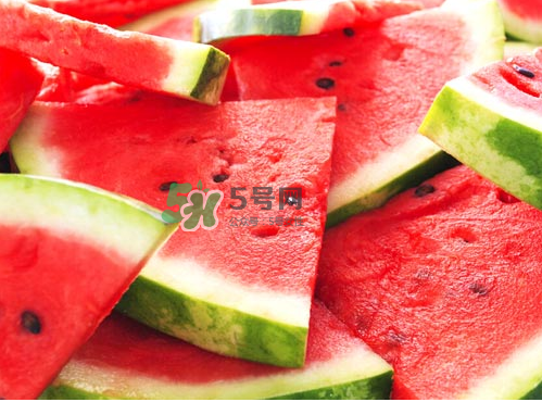 三伏天坐月子可以吃西瓜嗎？三伏天坐月子吃西瓜好嗎？