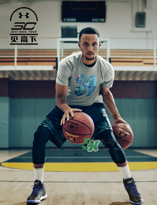 ua2017庫(kù)里亞洲行curry 3zero特別版配色多少錢(qián)？