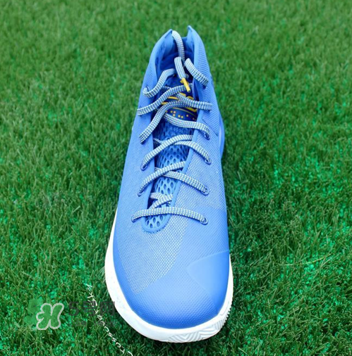 under armour curry 3zero上腳怎么樣？ua curry 3zero測(cè)評(píng)