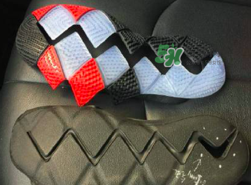 nike kyrie 4實(shí)物諜照什么樣？耐克歐文4代諜照曝光