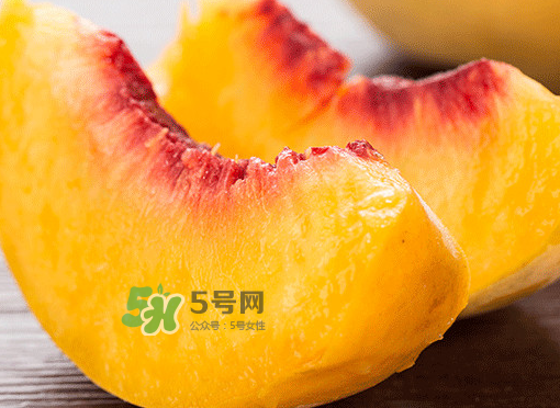 黃桃果肉是什么顏色？黃桃果肉為什么是紅的？
