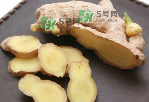 三伏天用什么泡腳最好？三伏天用什么泡腳去濕氣？
