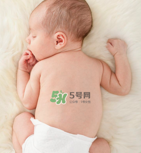 寶寶暑熱癥的癥狀 寶寶暑熱怎么辦？