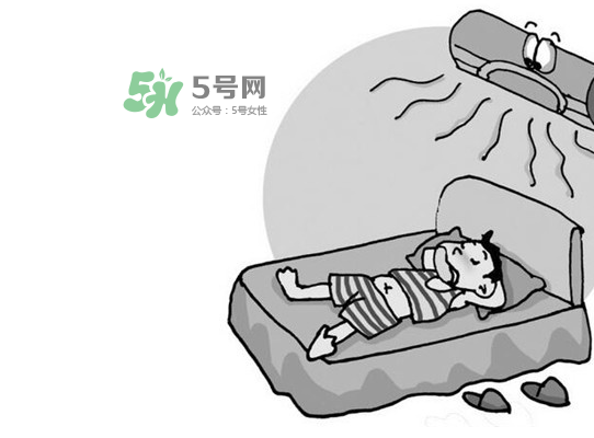 開(kāi)空調(diào)為什么要放一盆水？開(kāi)空調(diào)要放一盆水嗎？
