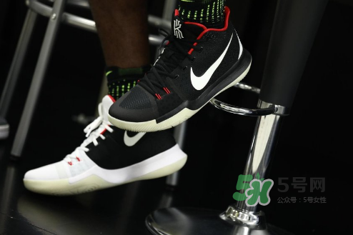 歐文亞洲行同款配色kyrie 3球鞋在哪買_哪里有賣的？