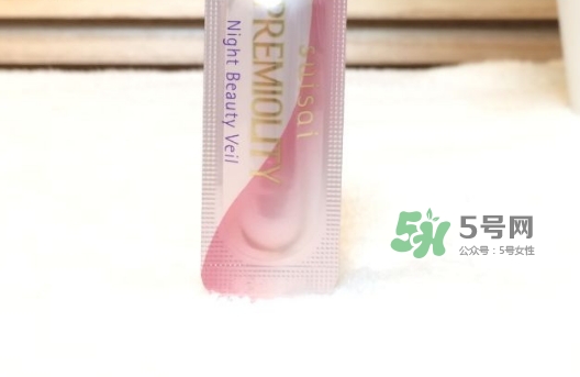 嘉娜寶玻尿酸美容液怎么樣？嘉娜寶玻尿酸美容液怎么用