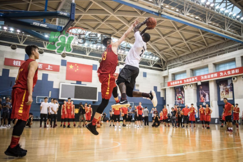 歐文同款黑白鴛鴦夜光kyrie 3怎么定制_在哪里買？