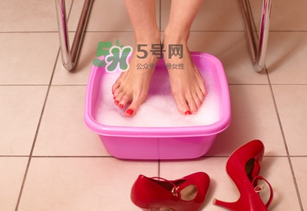 花椒不適合哪些人泡腳？女人用花椒水泡腳好嗎