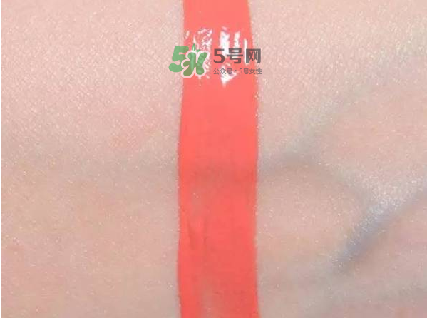 mac口紅哪個(gè)顏色顯白？mac口紅哪個(gè)色號(hào)適合黃皮？