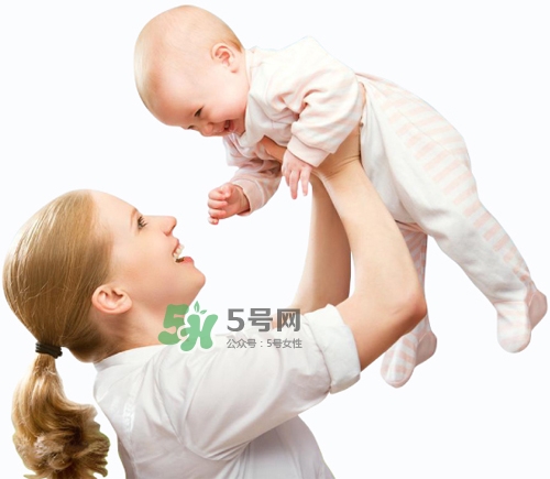 坐月子洗澡能搓澡嗎？坐月子洗澡注意事項