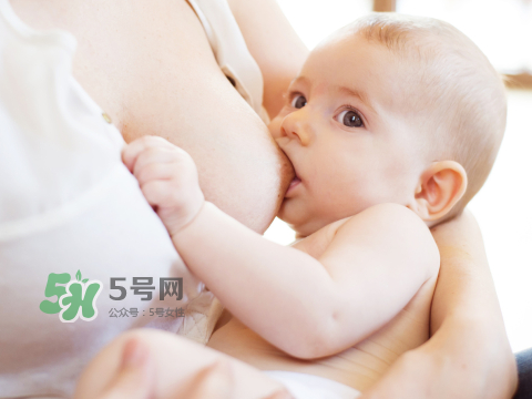 坐月子洗澡能搓澡嗎？坐月子洗澡注意事項