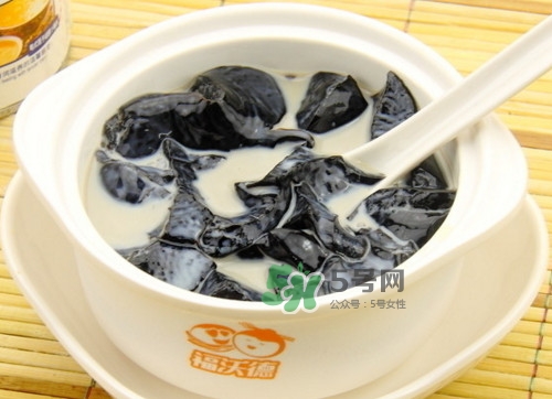 龜苓膏一天吃多少合適？龜苓膏一次吃多少克